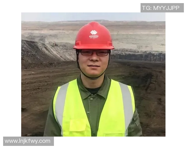 张帆：在时代浪潮中勇敢追梦的青年榜样与奋斗故事